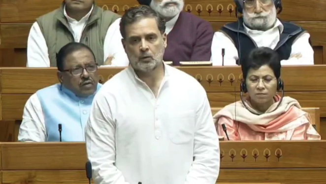लोकसभा चुनाव 2024 से ठीक पहले सीसीटीवी फुटेज का नियम क्यों बदला? राहुल गांधी का तीखा हमला, ‘वोट चोरी’ को बताया सबसे बड़ा राष्ट्र-विरोधी कृत्य